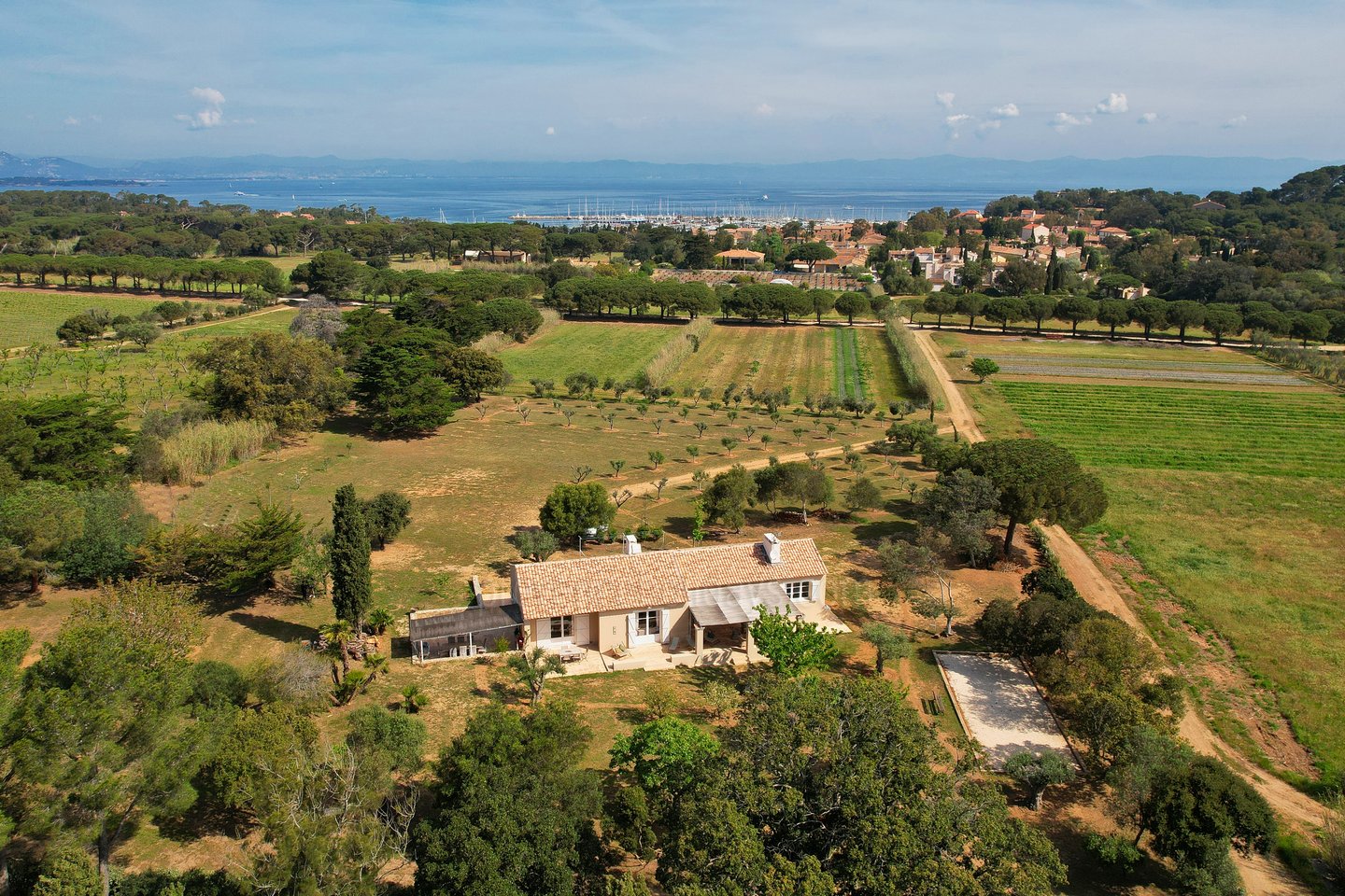 1 - Villa Porquerolles: Villa: Exterior