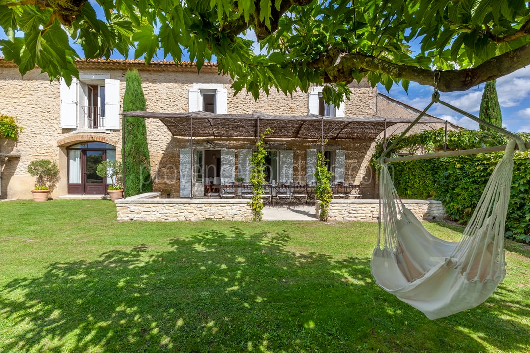 16 - Maison Robion: Villa: Exterior