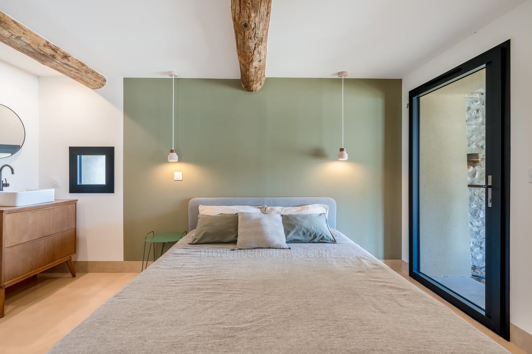 34 - Mas de Seguret: Villa: Interior