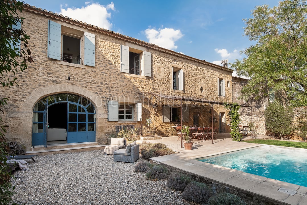 10 - Mas Pont-du-Gard: Villa: Exterior
