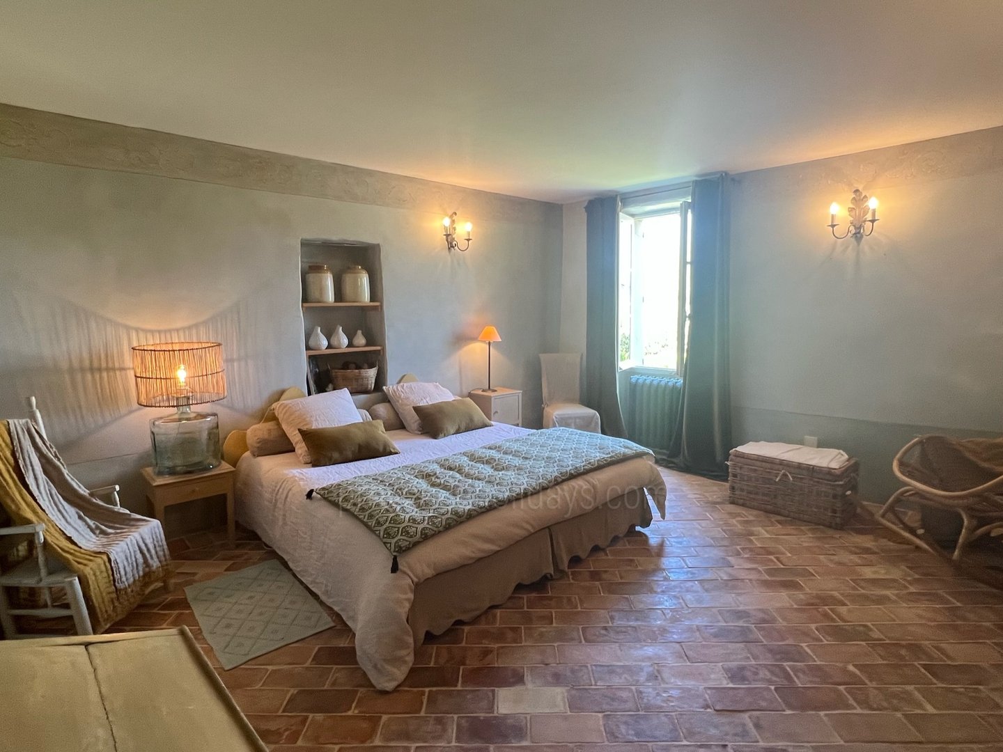 54 - Mas Pasquette: Villa: Bedroom