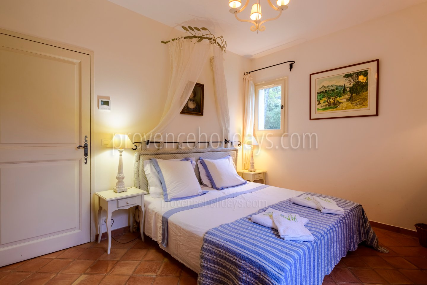23 - Le Mas des Roses: Villa: Bedroom
