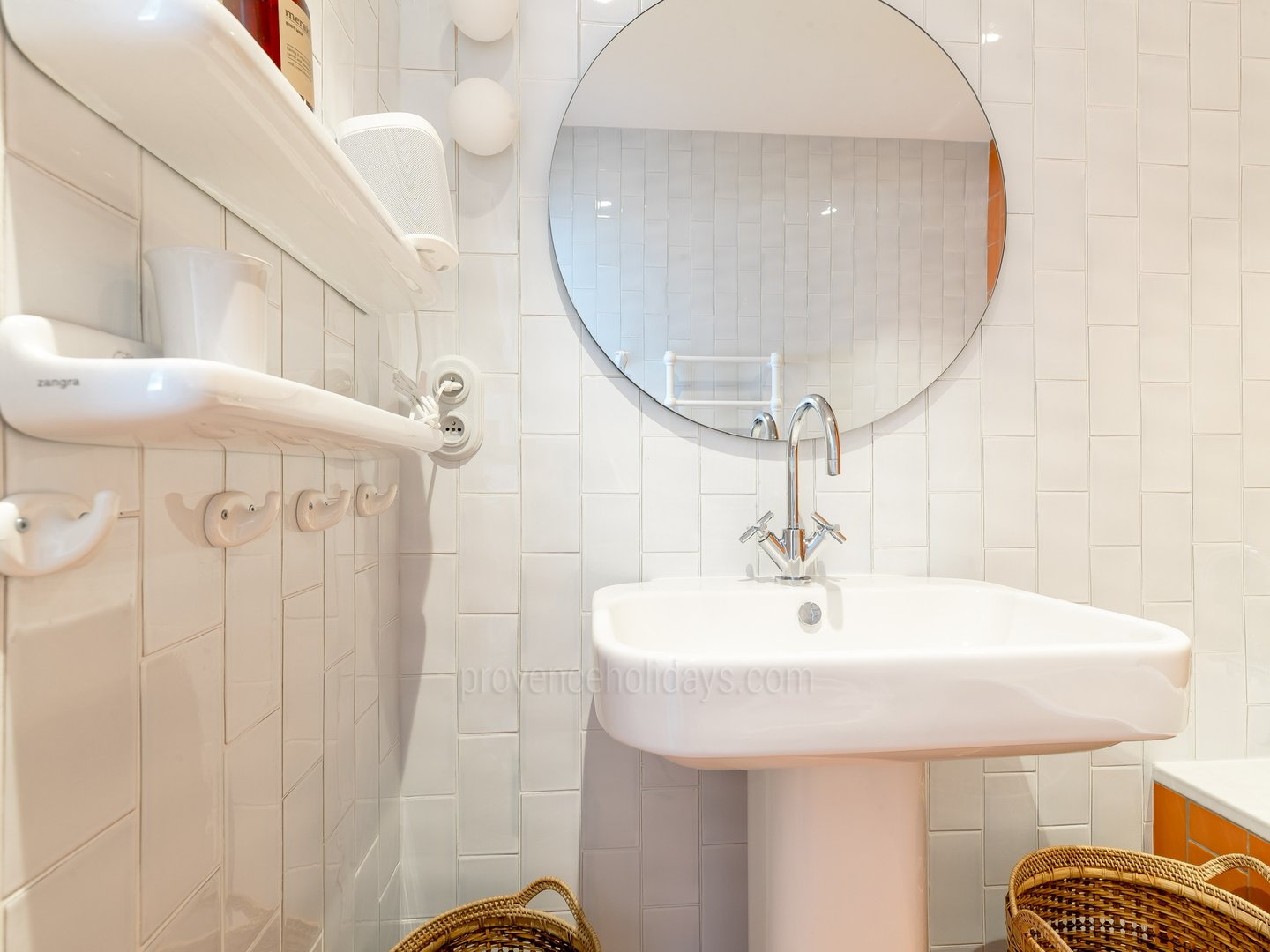 47 - Maison Bardot: Villa: Bathroom