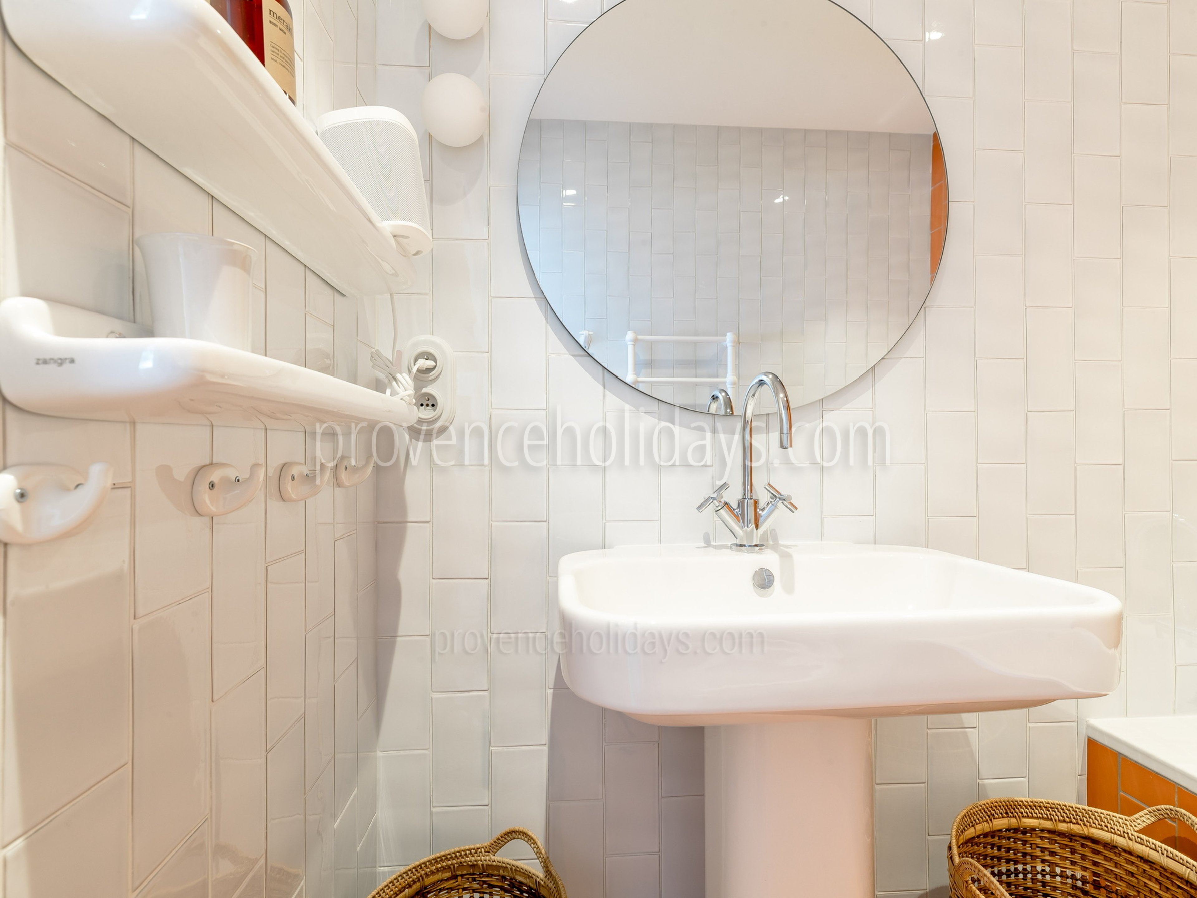 47 - Maison Bardot: Villa: Bathroom