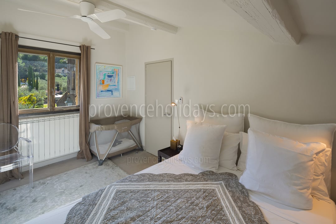 53 - Mas des Alpilles: Villa: Bedroom