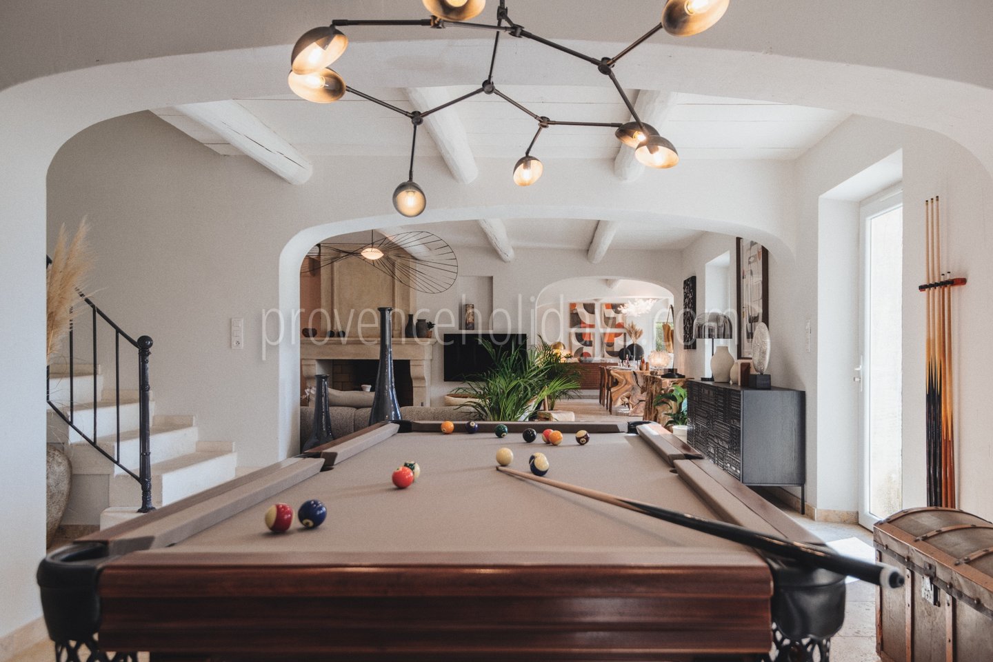 42 - Mas Calisson: Villa: Interior
