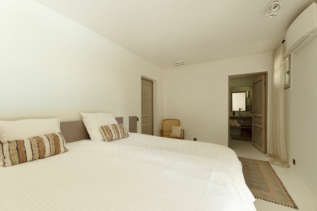 30 - Villa Saint Roch: Villa: Bedroom