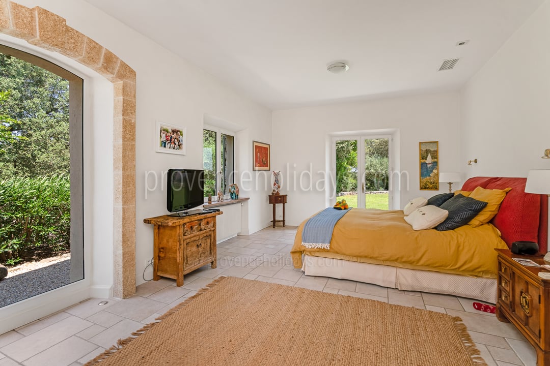 17 - Bastide des Figuiers: Villa: Bedroom