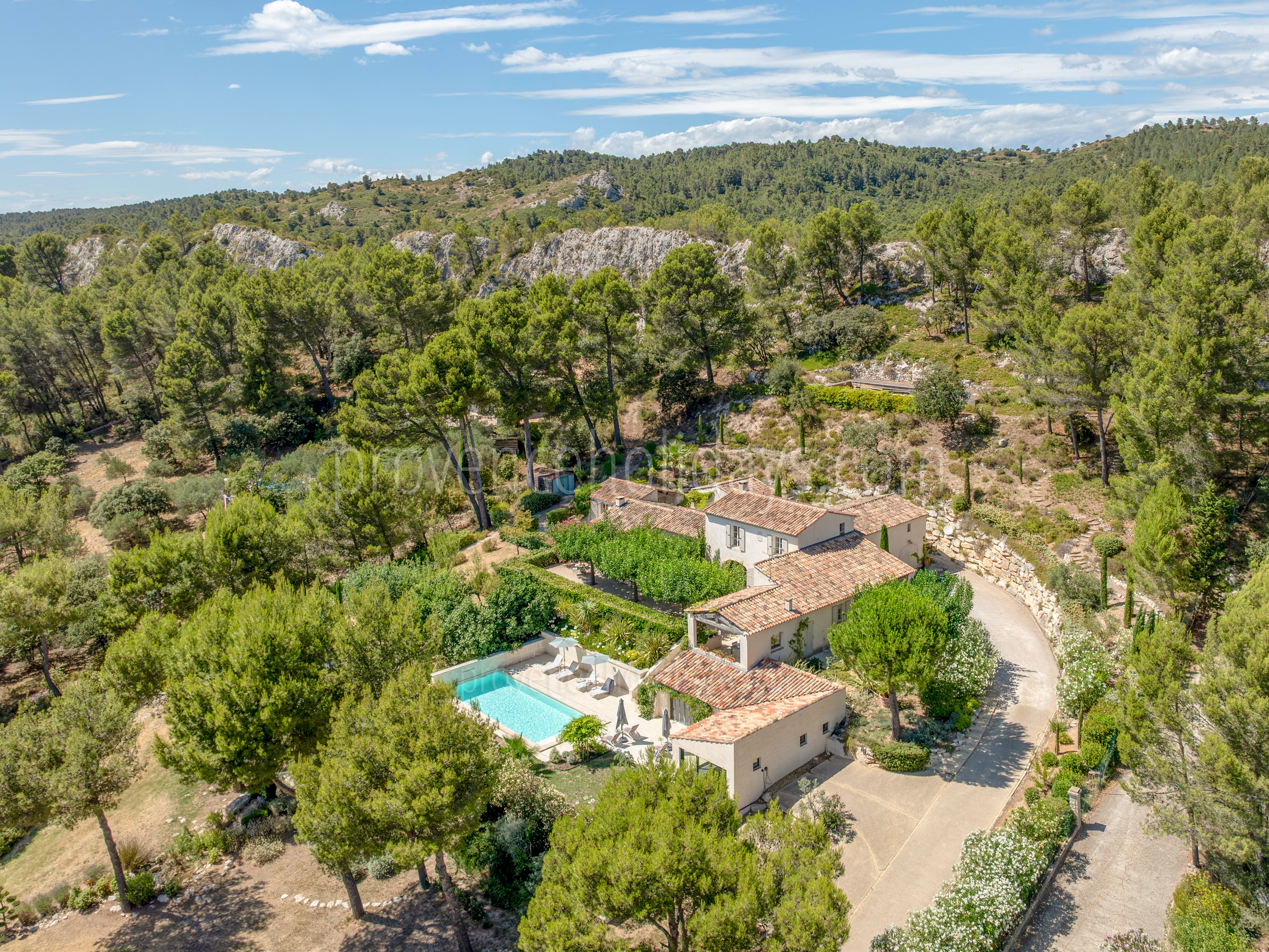 1 - Mas des Songes: Villa: Exterior