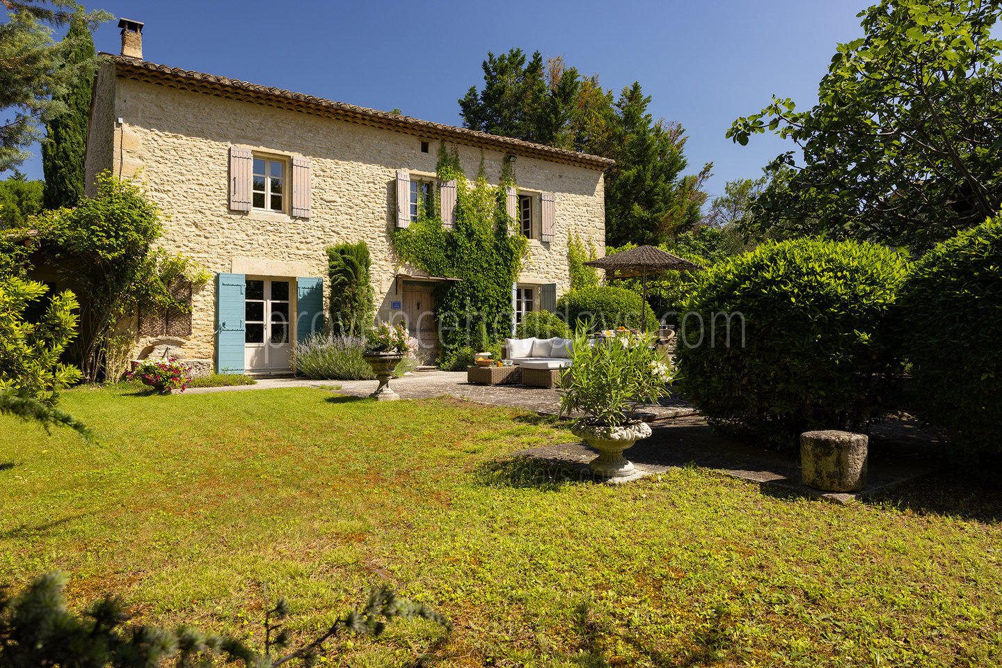45 - Pine Lodge: Villa: Exterior