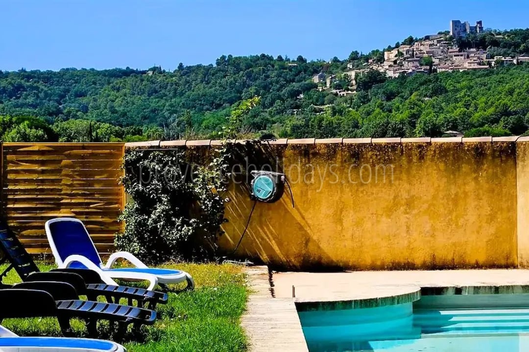 33 - Mas with pool in Bonnieux: Villa: Pool