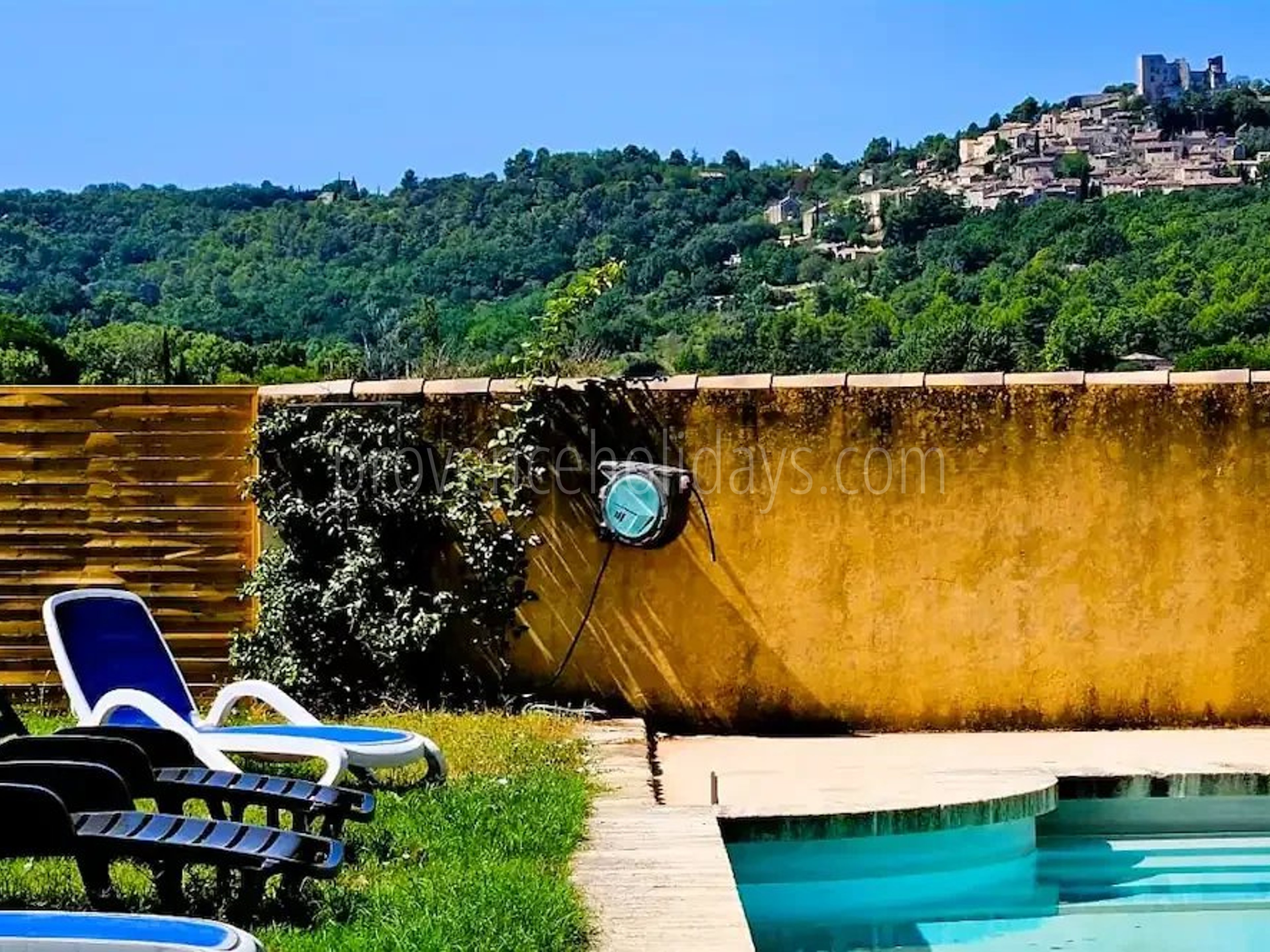 33 - Mas with pool in Bonnieux: Villa: Pool