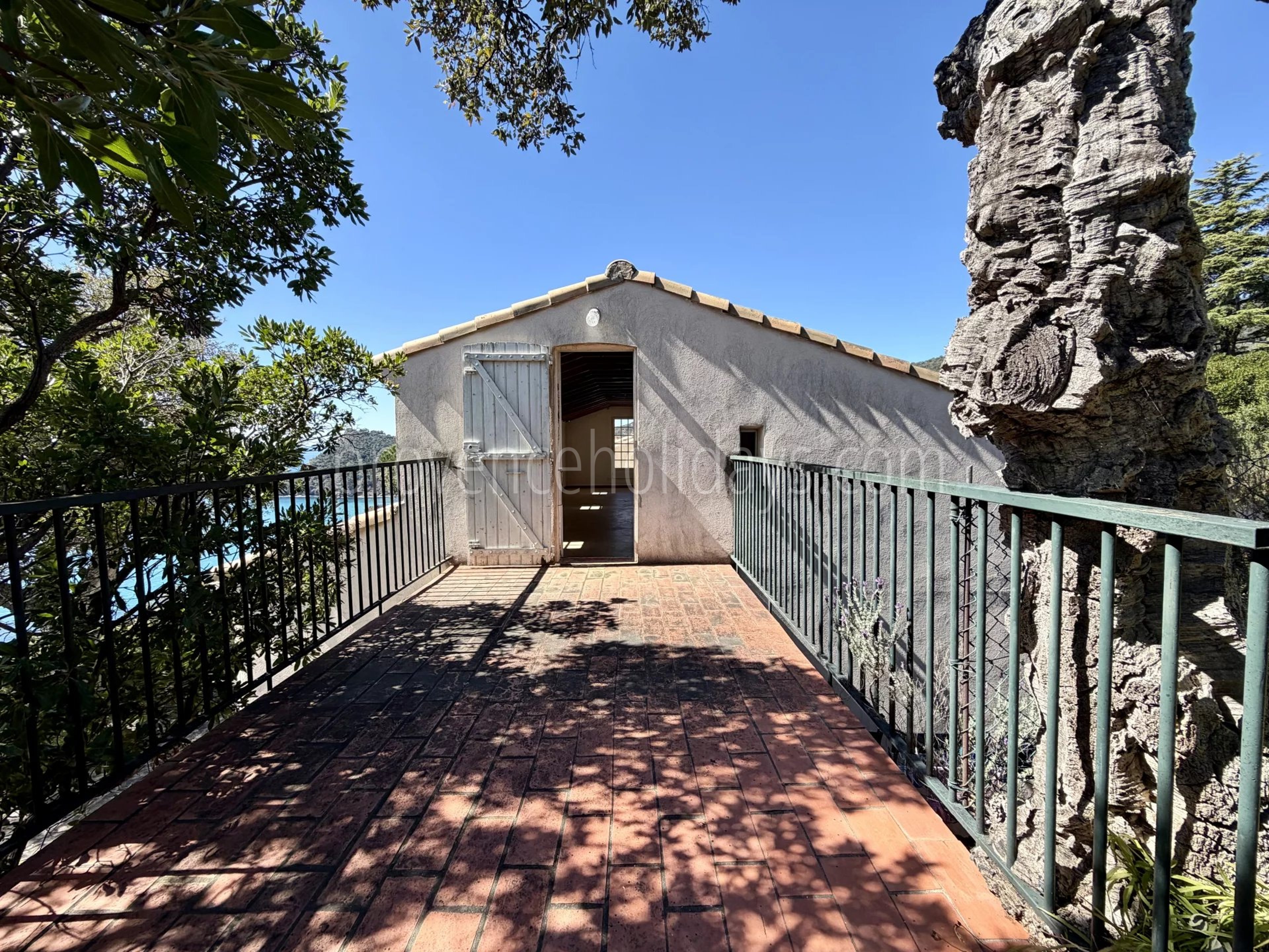 Woning uit de jaren 70 in Rayol-Canadel-sur-Mer - 11