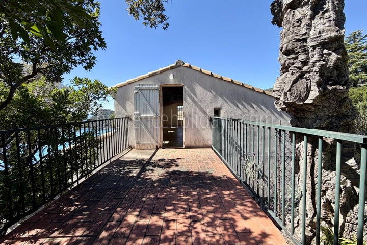 Woning uit de jaren 70 in Rayol-Canadel-sur-Mer - 11