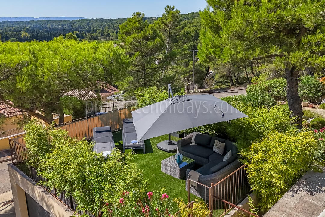 11 - La Pinède: Villa: Exterior