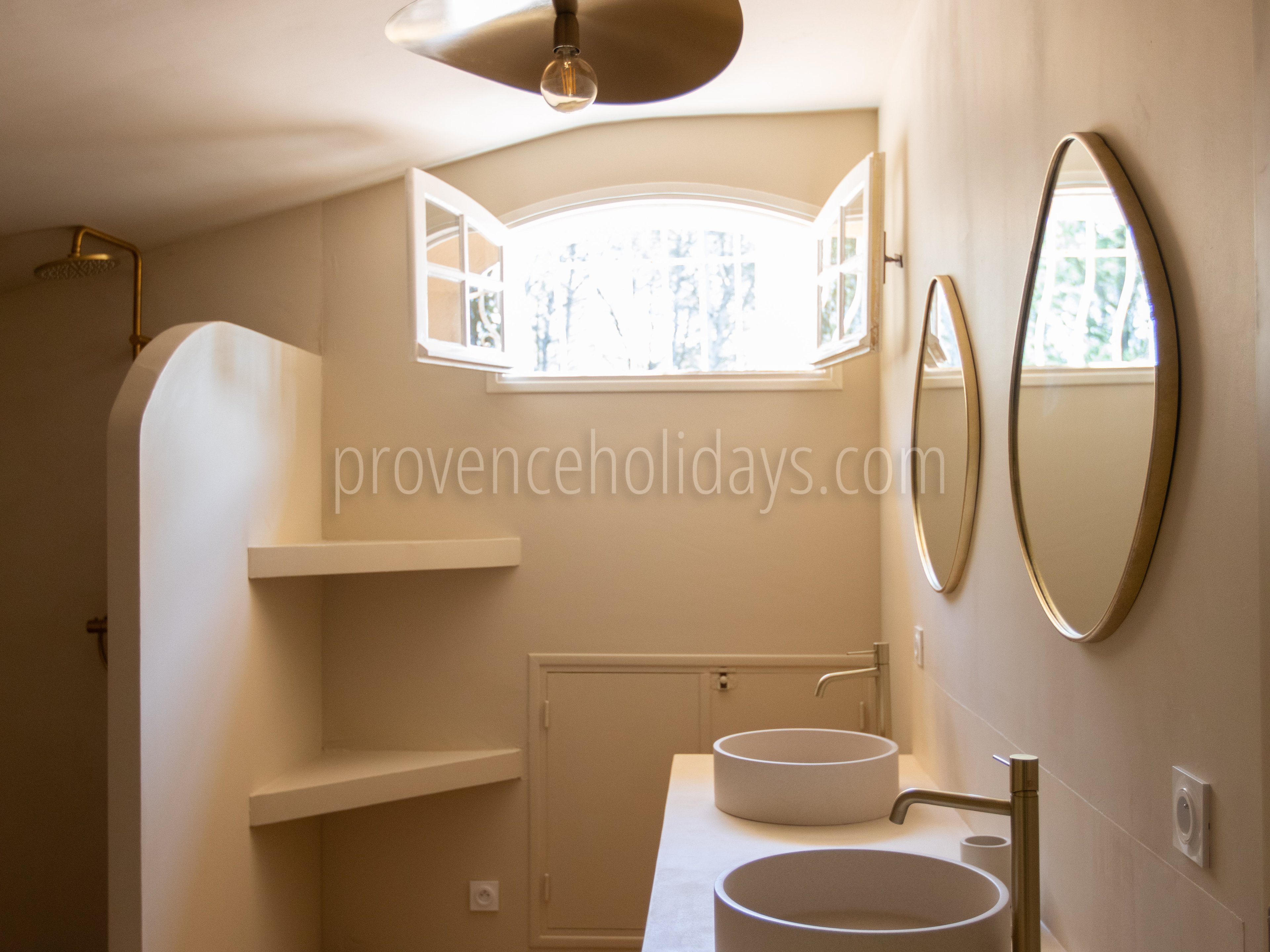 16 - Villa Adeline: Villa: Bathroom