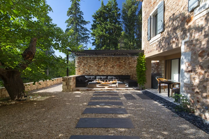 16 - Domaine des Vaines: Villa: Exterior