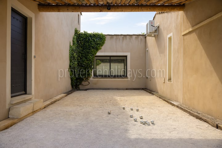17 - Maison Sainte Marthe: Villa: Exterior
