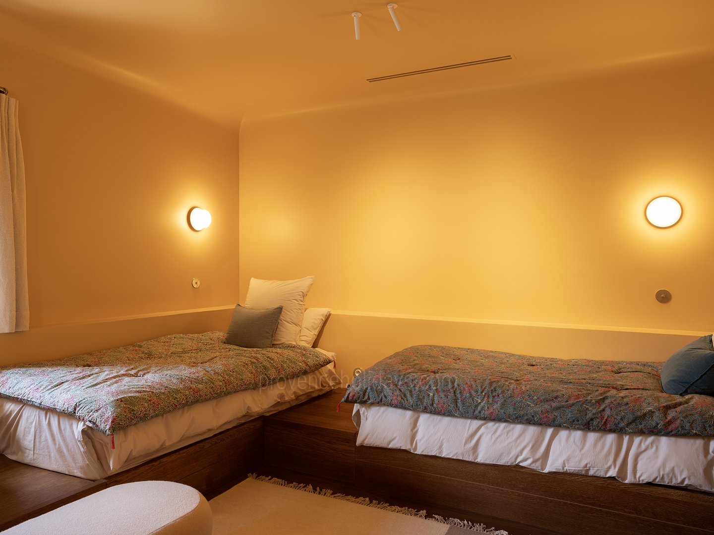 23 - Grand Mas de Provence: Villa: Bedroom