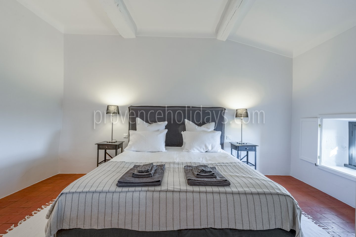22 - L\'Amandière: Villa: Bedroom