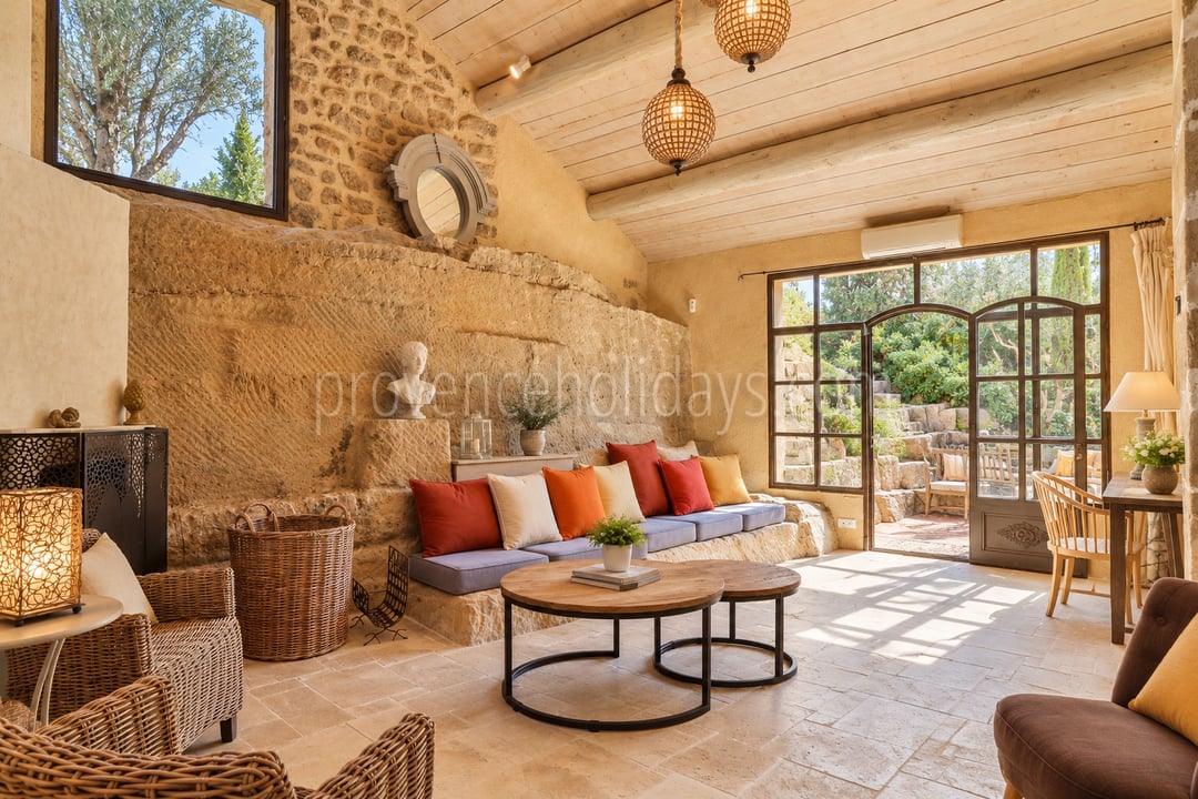 14 - Mas de Beaumes: Villa: Interior
