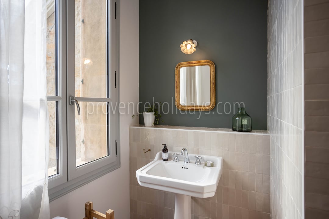 18 - Domaine Ora: Villa: Bathroom