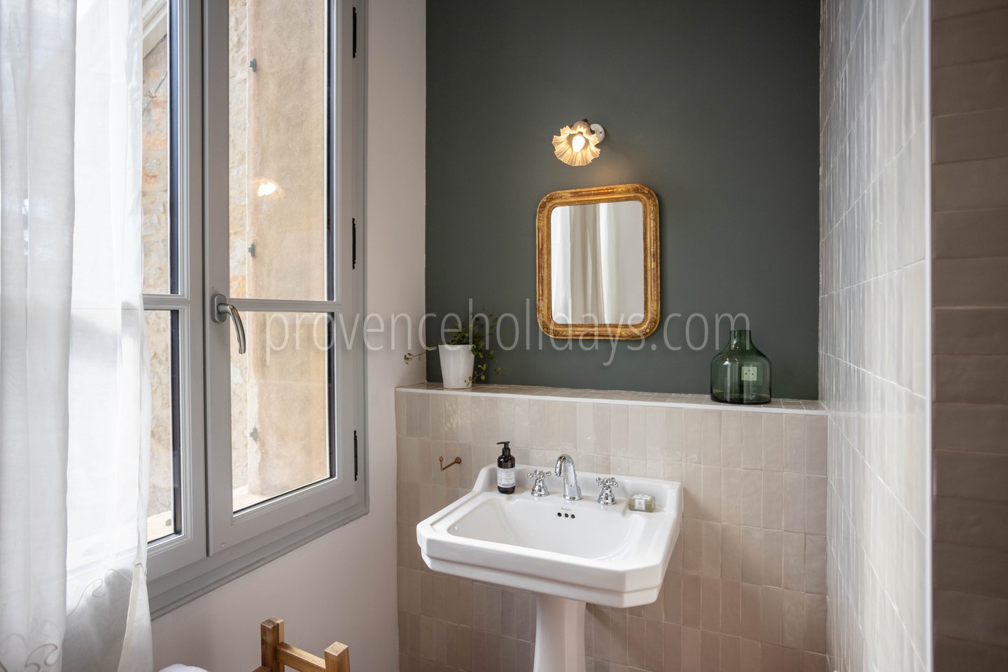 18 - Domaine Ora: Villa: Bathroom