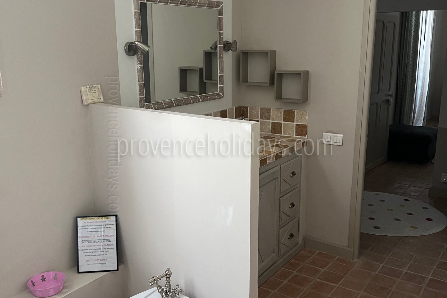 25 - Villa Ella: Villa: Bathroom