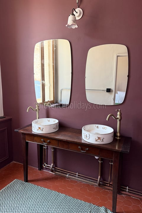 79 - Hotel Olivine: Villa: Bathroom