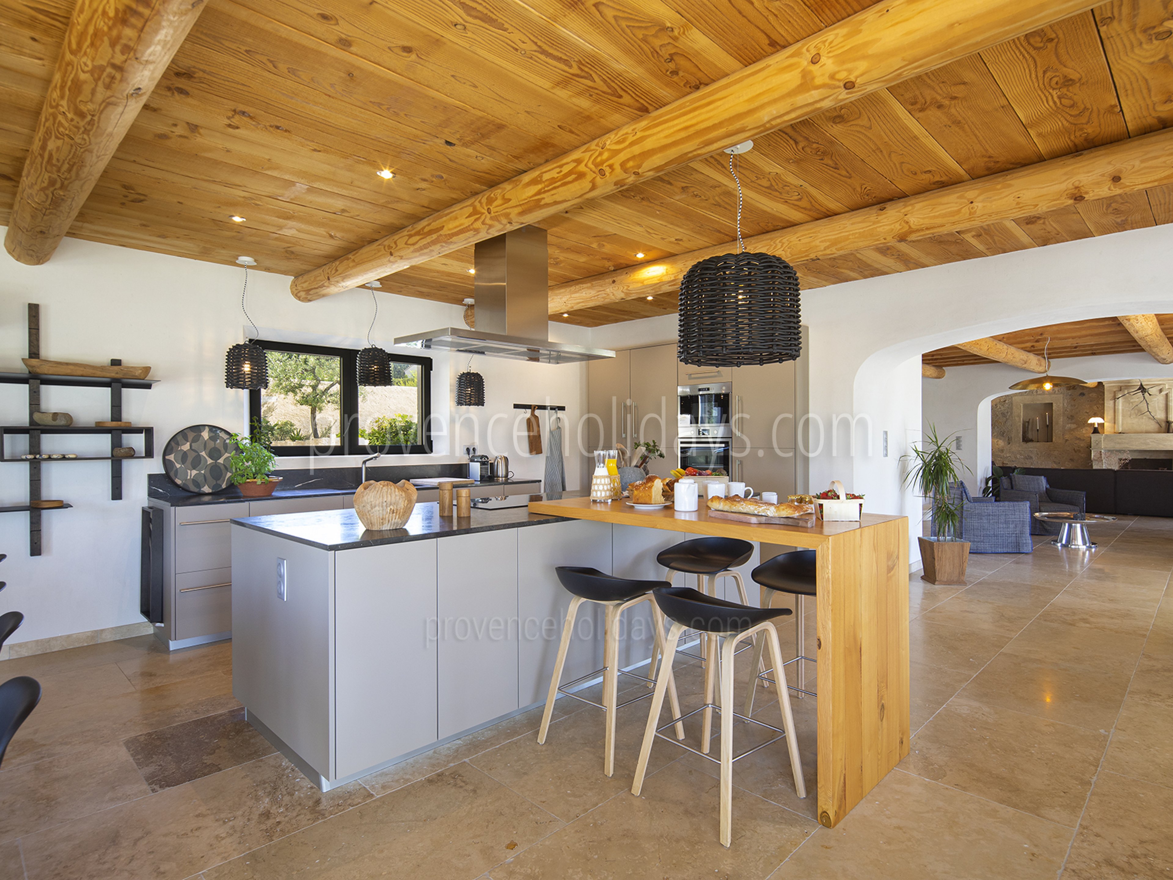 19 - Mas des Thyms: Villa: Interior