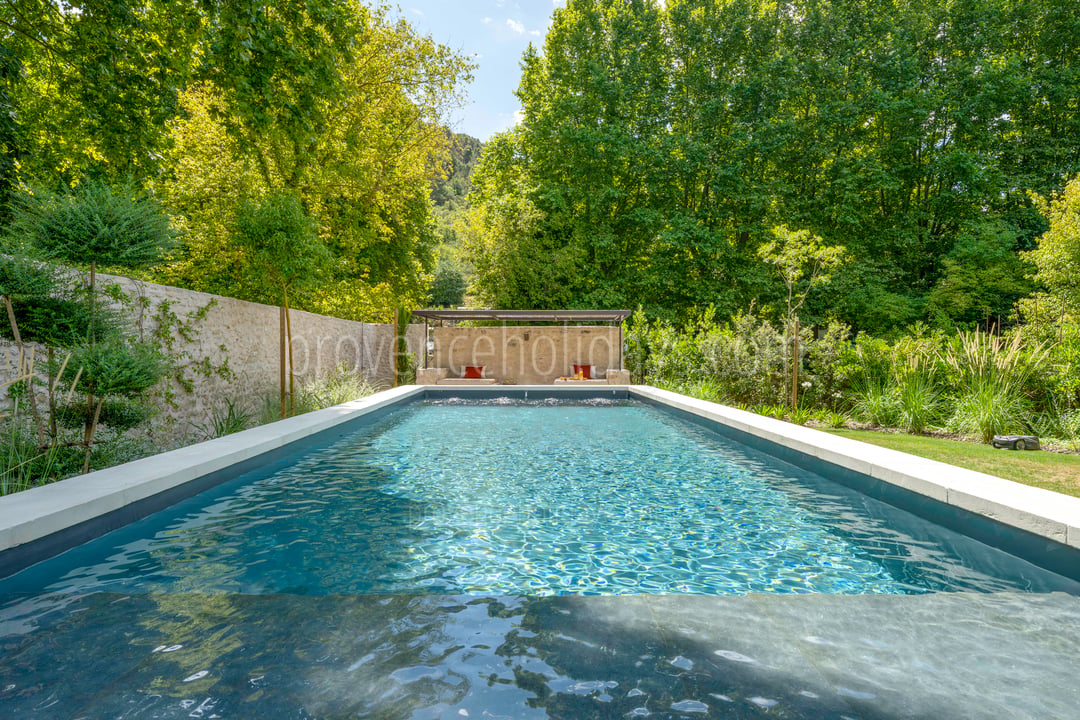5 - Domaine de la Sorgue: Villa: Pool