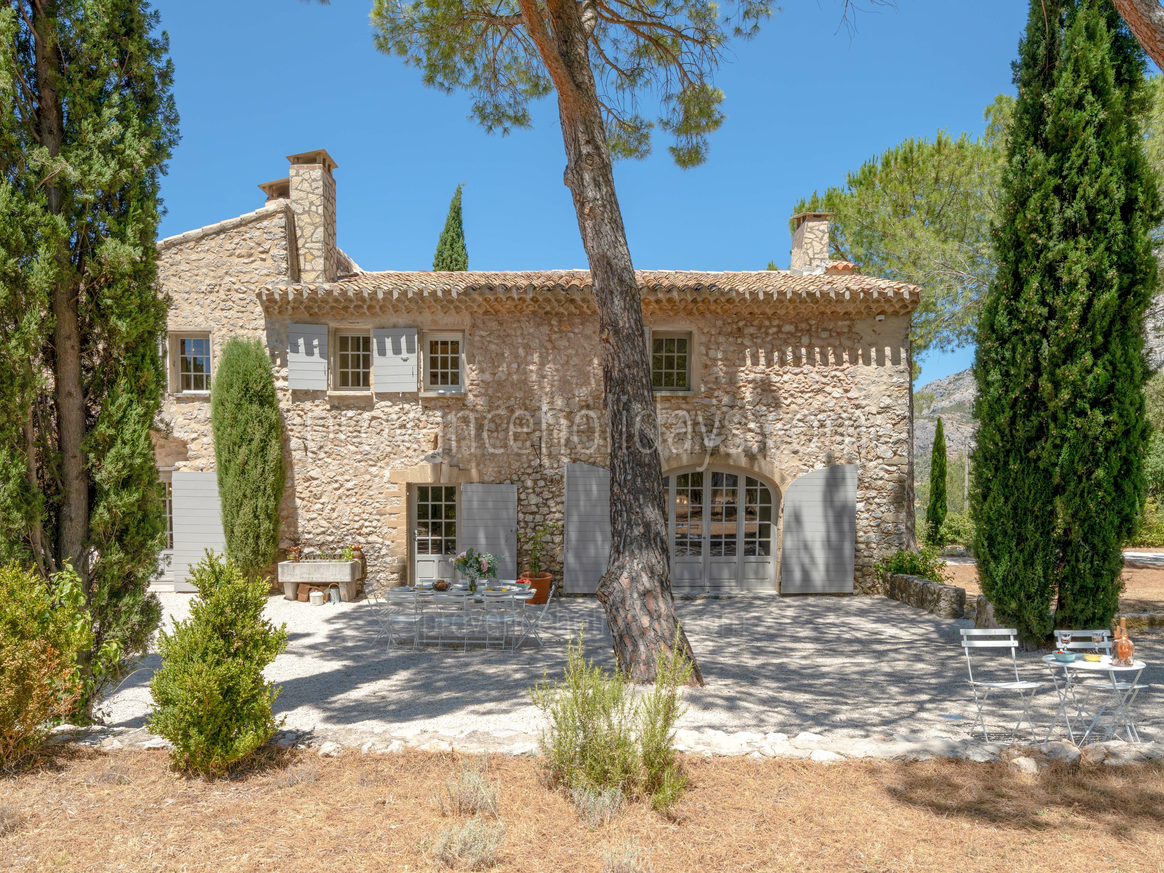 31 - Domaine de la Grande Victoire: Villa: Exterior