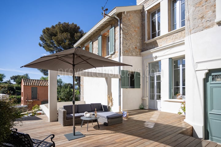 28 - Domaine Ora: Villa: Exterior