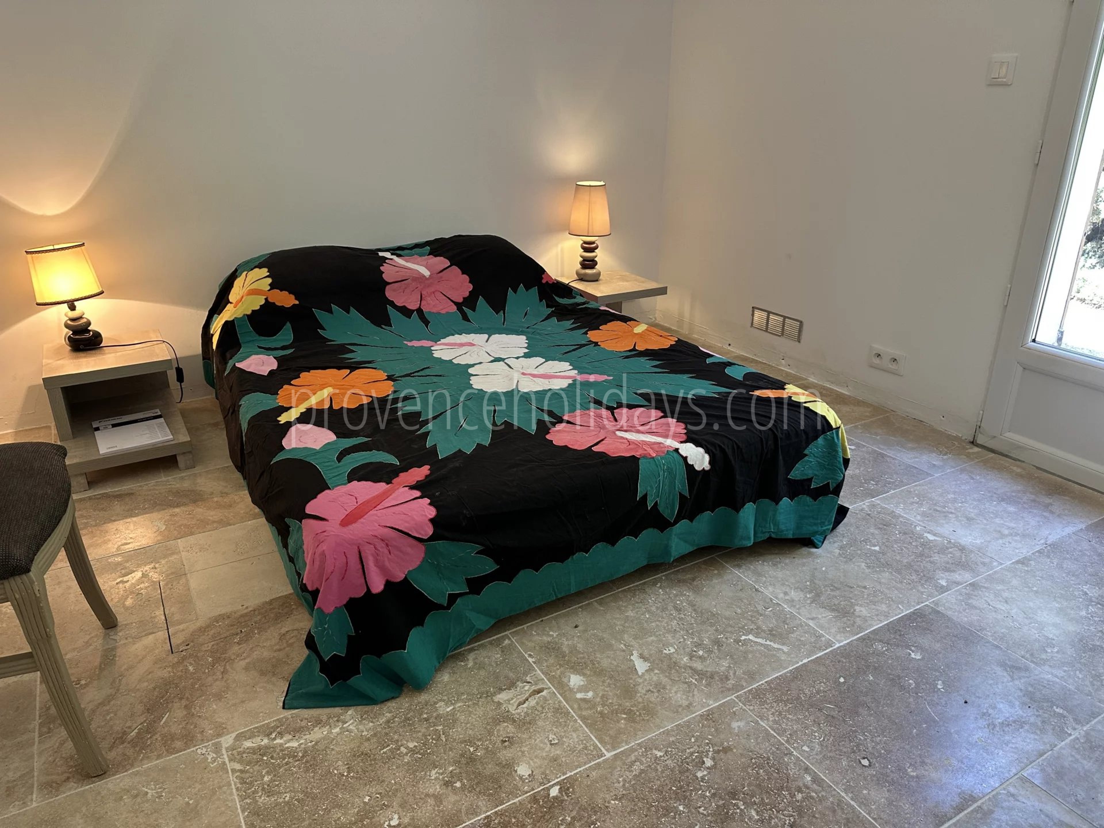 20 - Gerenoveerd huis in Fontvieille: Villa: Bedroom