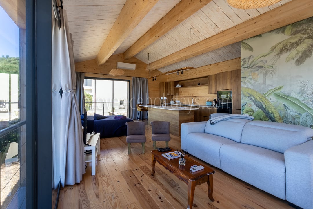 11 - Lodge L’Écrin Marin: Villa: Interior