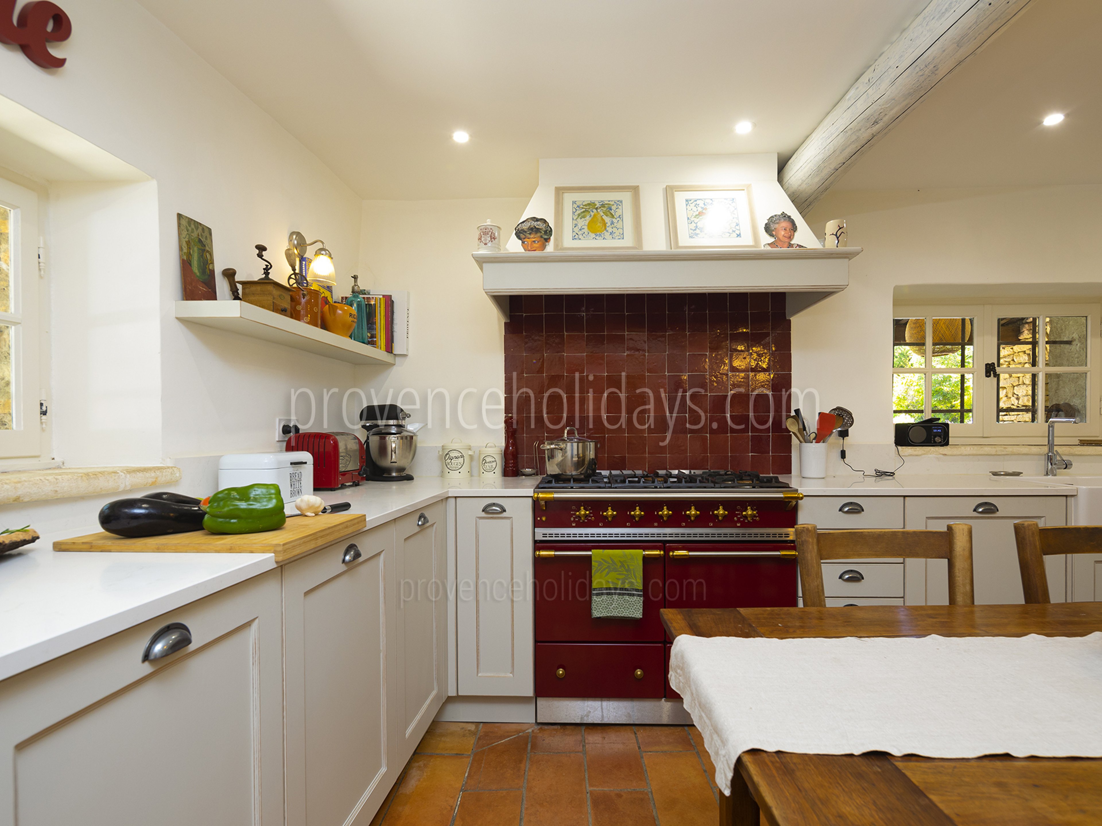 27 - Une Maison en Campagne: Villa: Interior