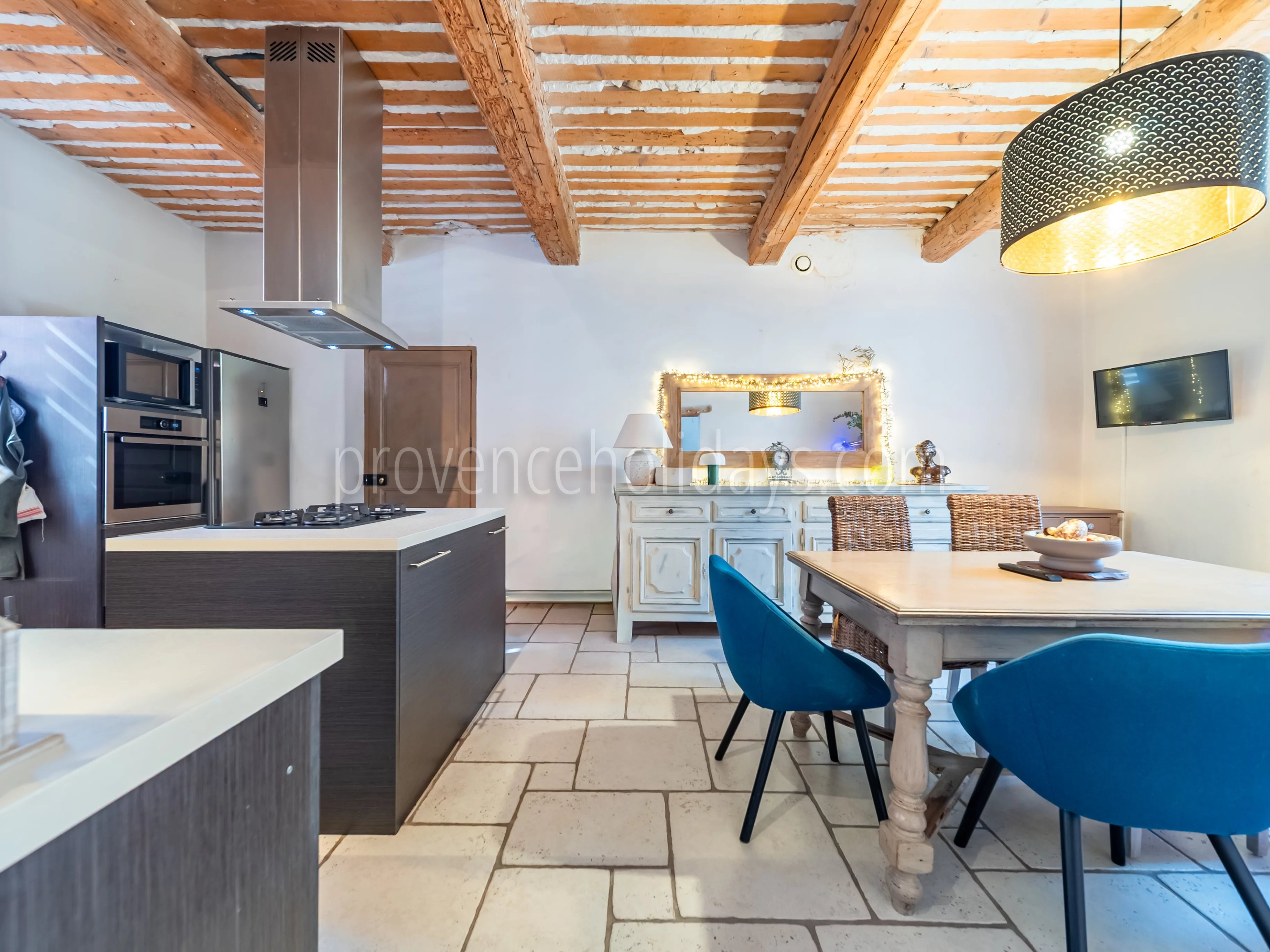 12 - Mas with pool in Bonnieux: Villa: Interior