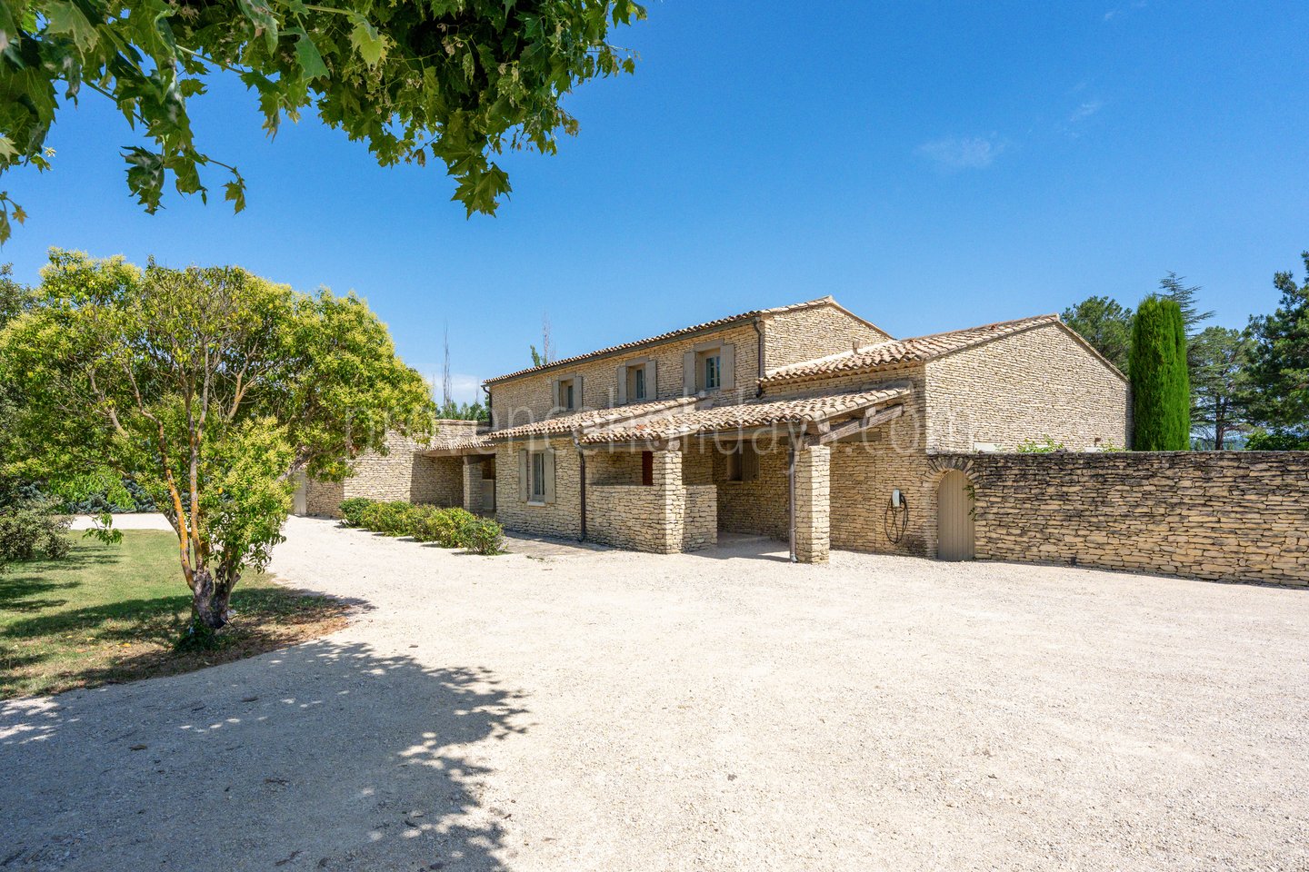 32 - Villa Sérénité du Luberon: Villa: Exterior
