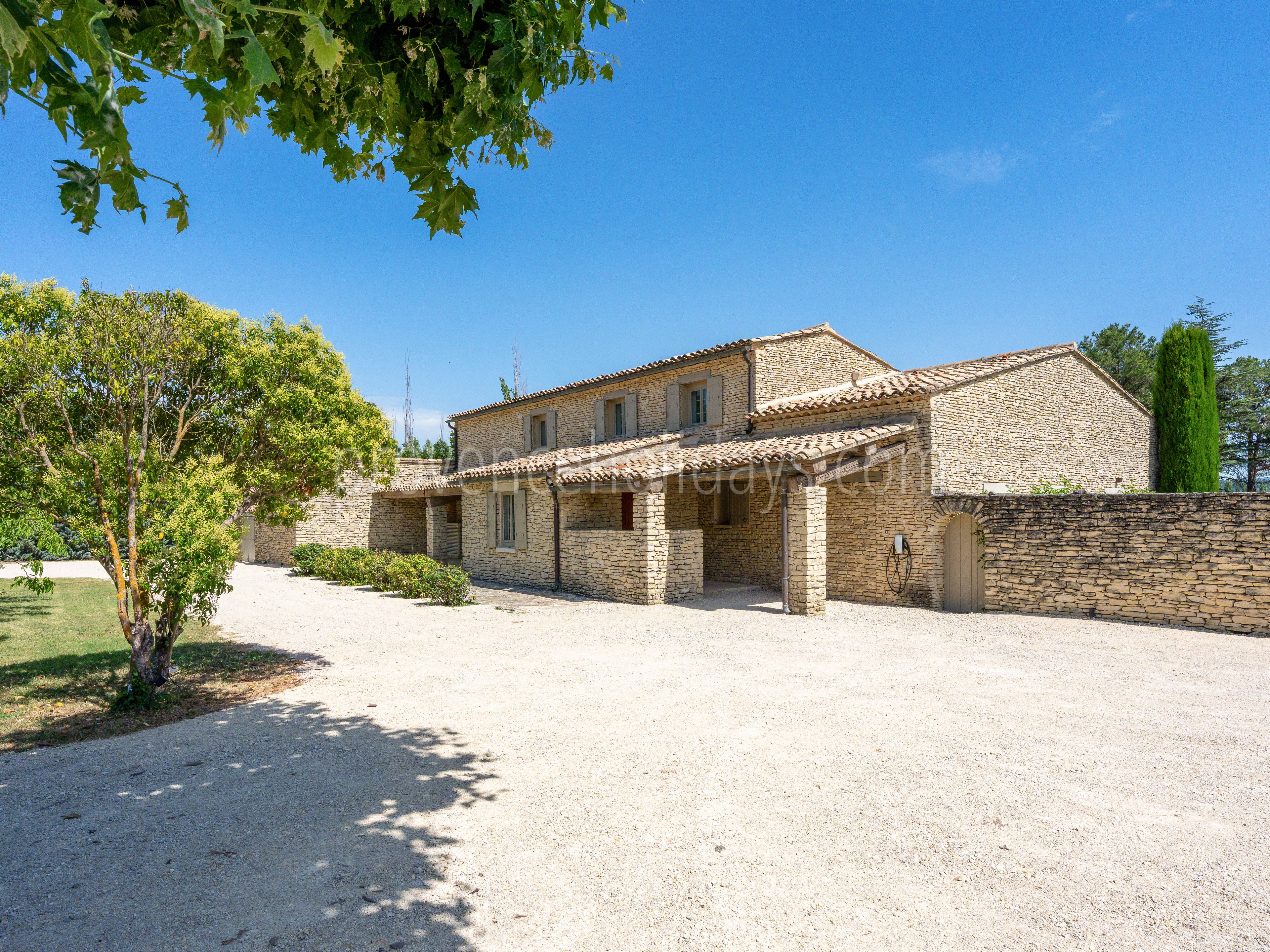 32 - Villa Sérénité du Luberon: Villa: Exterior