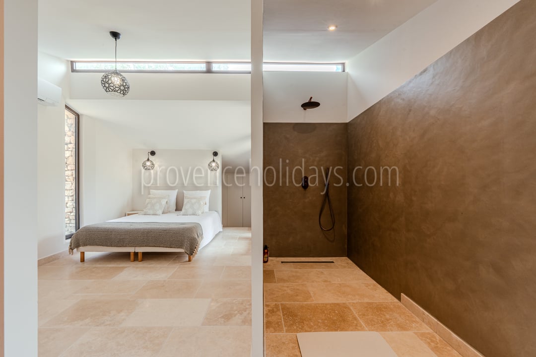 23 - Mas de la Rivière Secrète: Villa: Bedroom 1