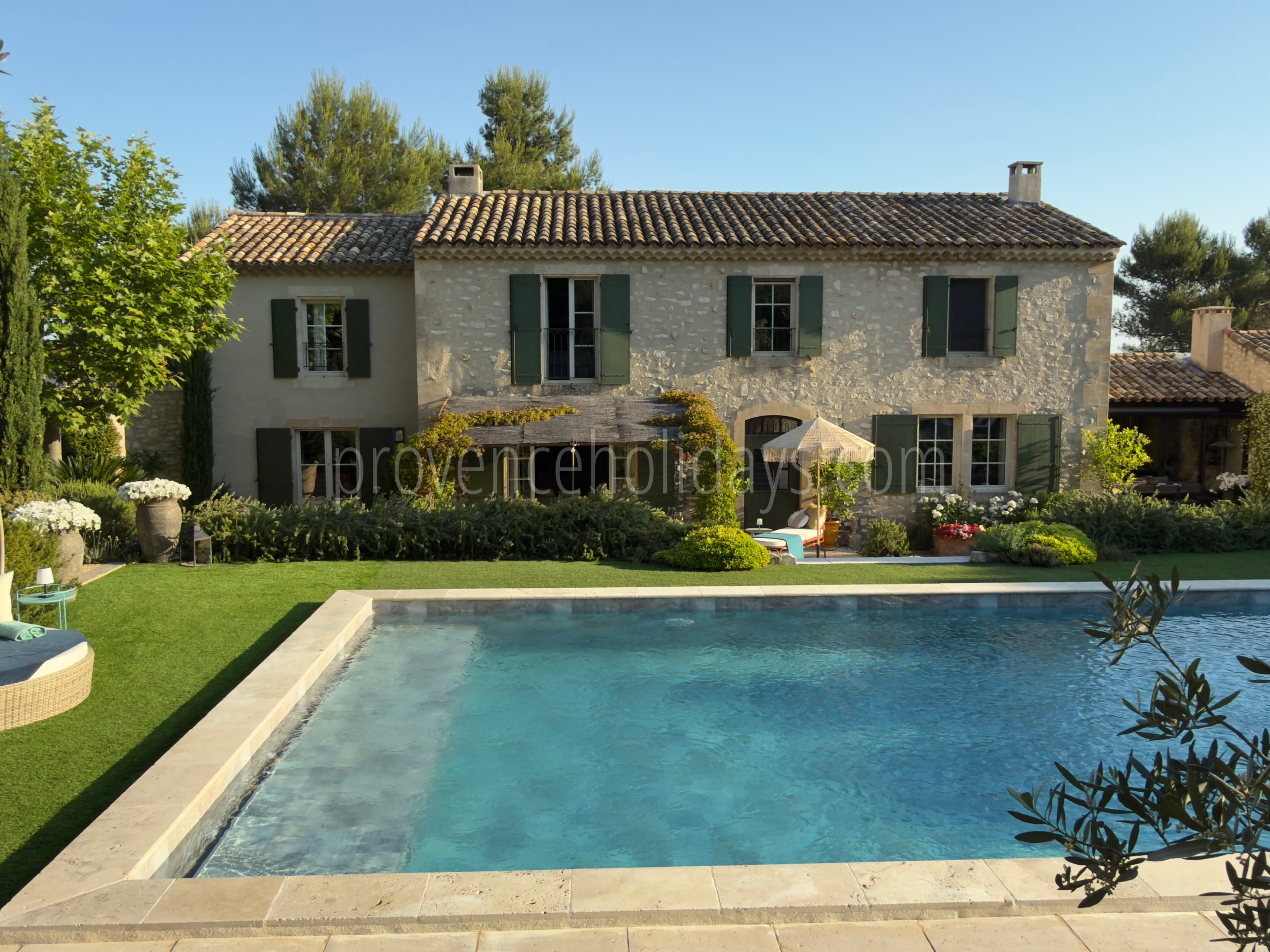 1 - Le Mas de la Cabro: Villa: Exterior