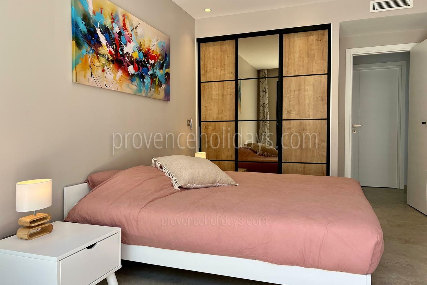 16 - Villa Issa: Villa: Bedroom