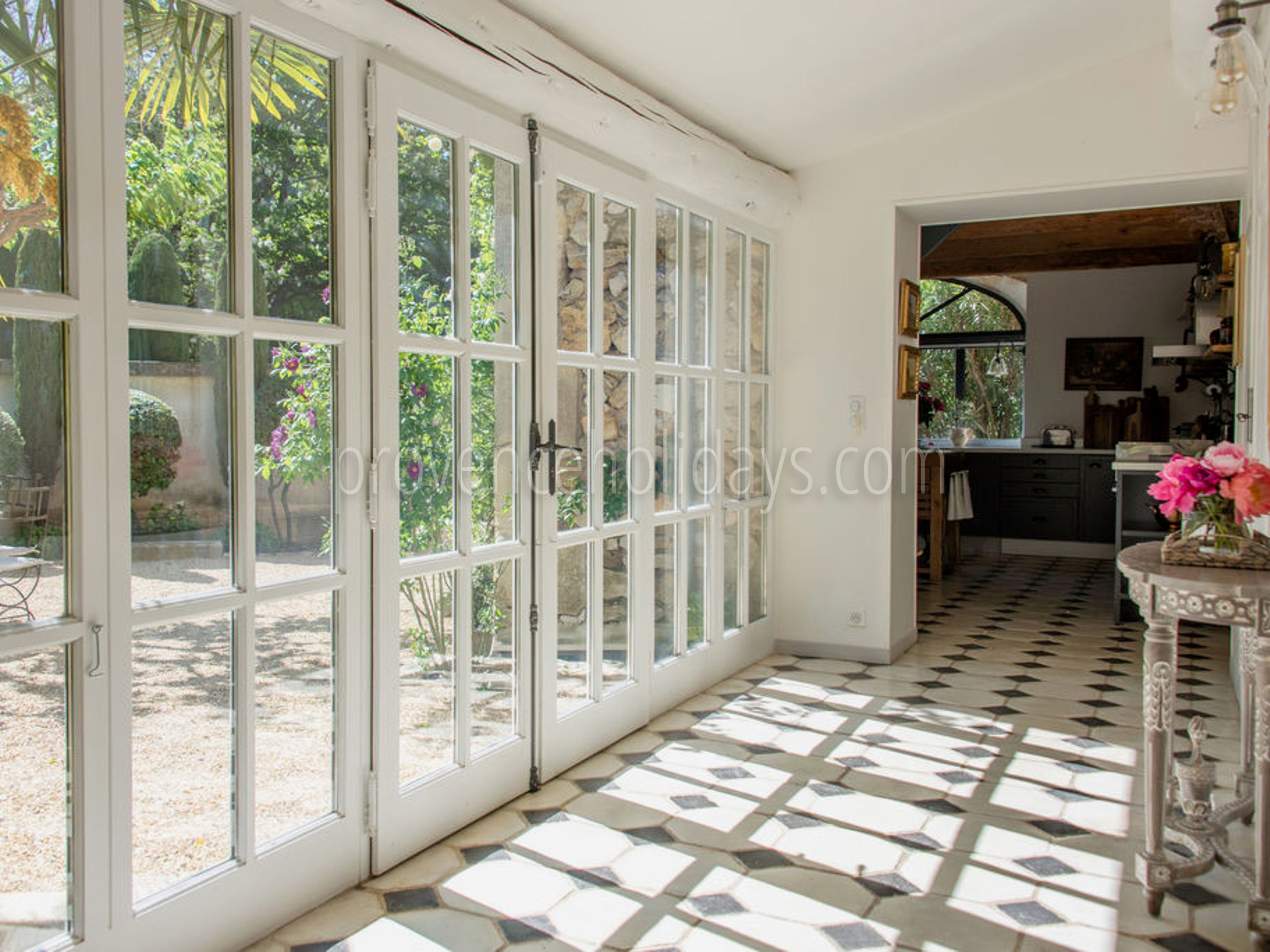 3 - Mas Mouriès: Villa: Interior