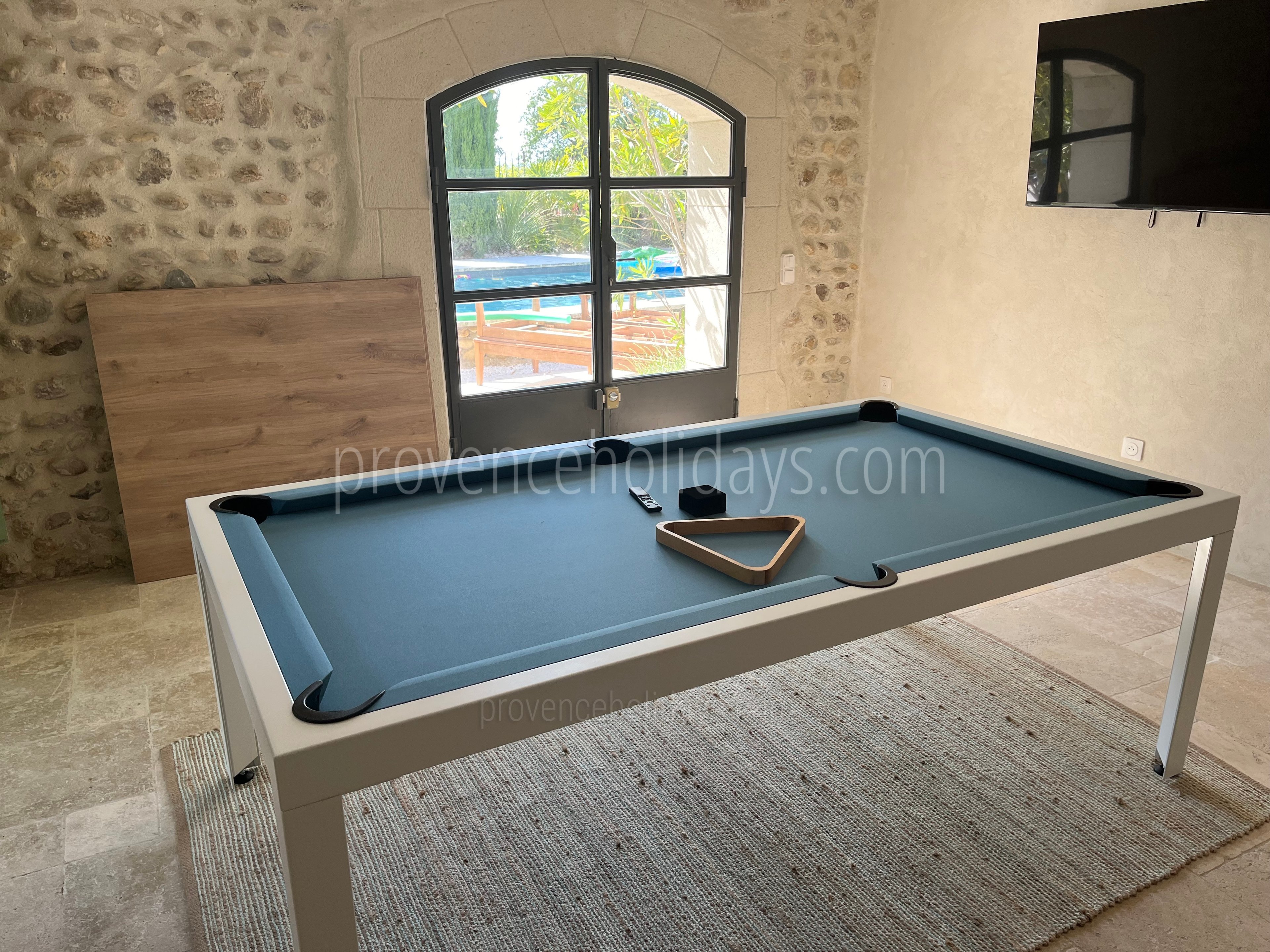 50 - Mas du Peyron: Villa: Interior