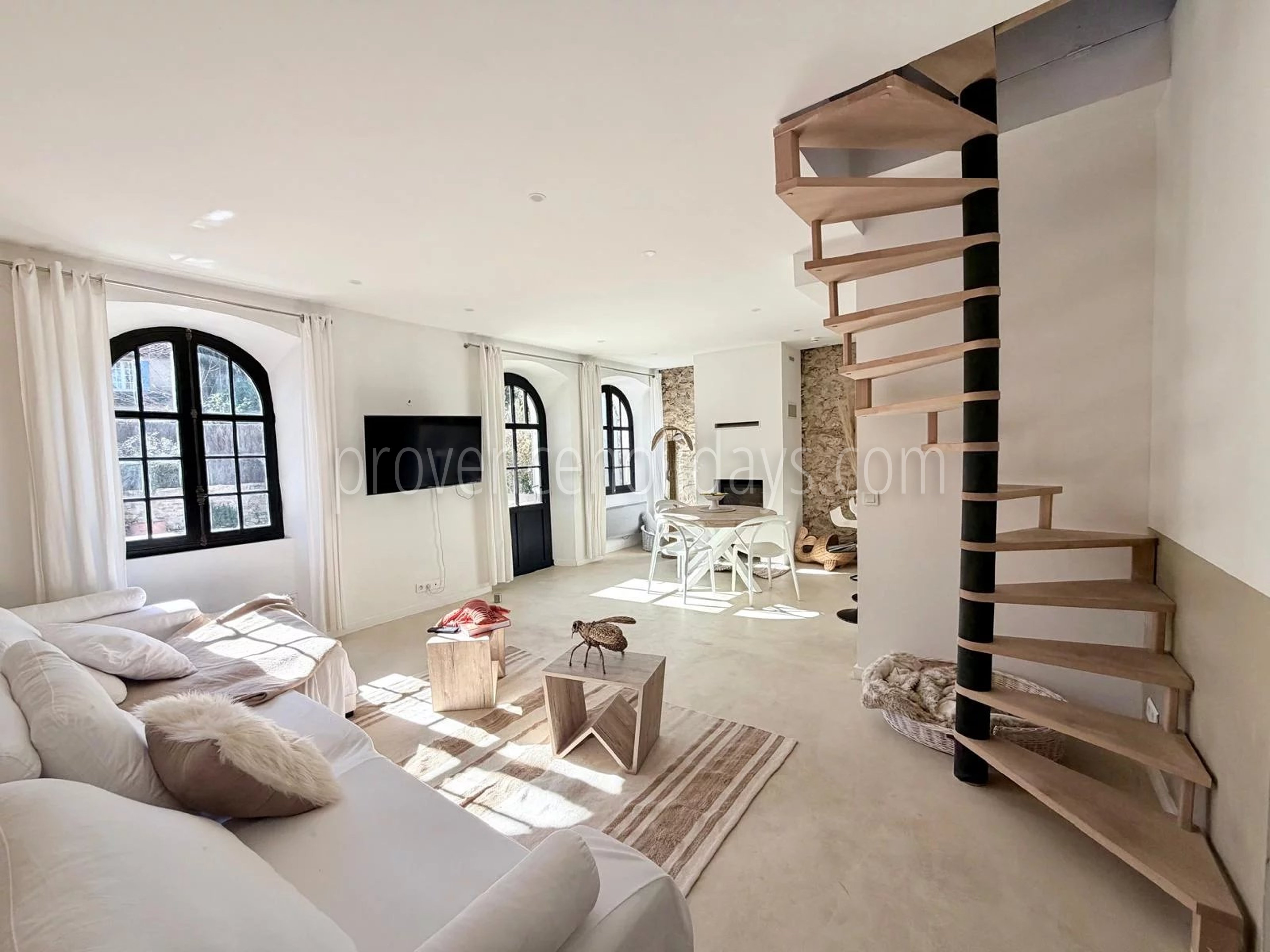 5 - Single-storey mas in Gassin: Villa: Interior