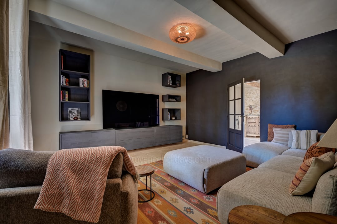 25 - Le Mas de Prestige: Villa: Interior