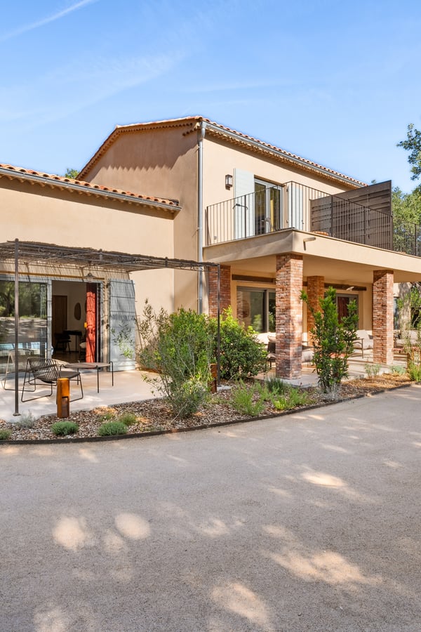 villa exterior