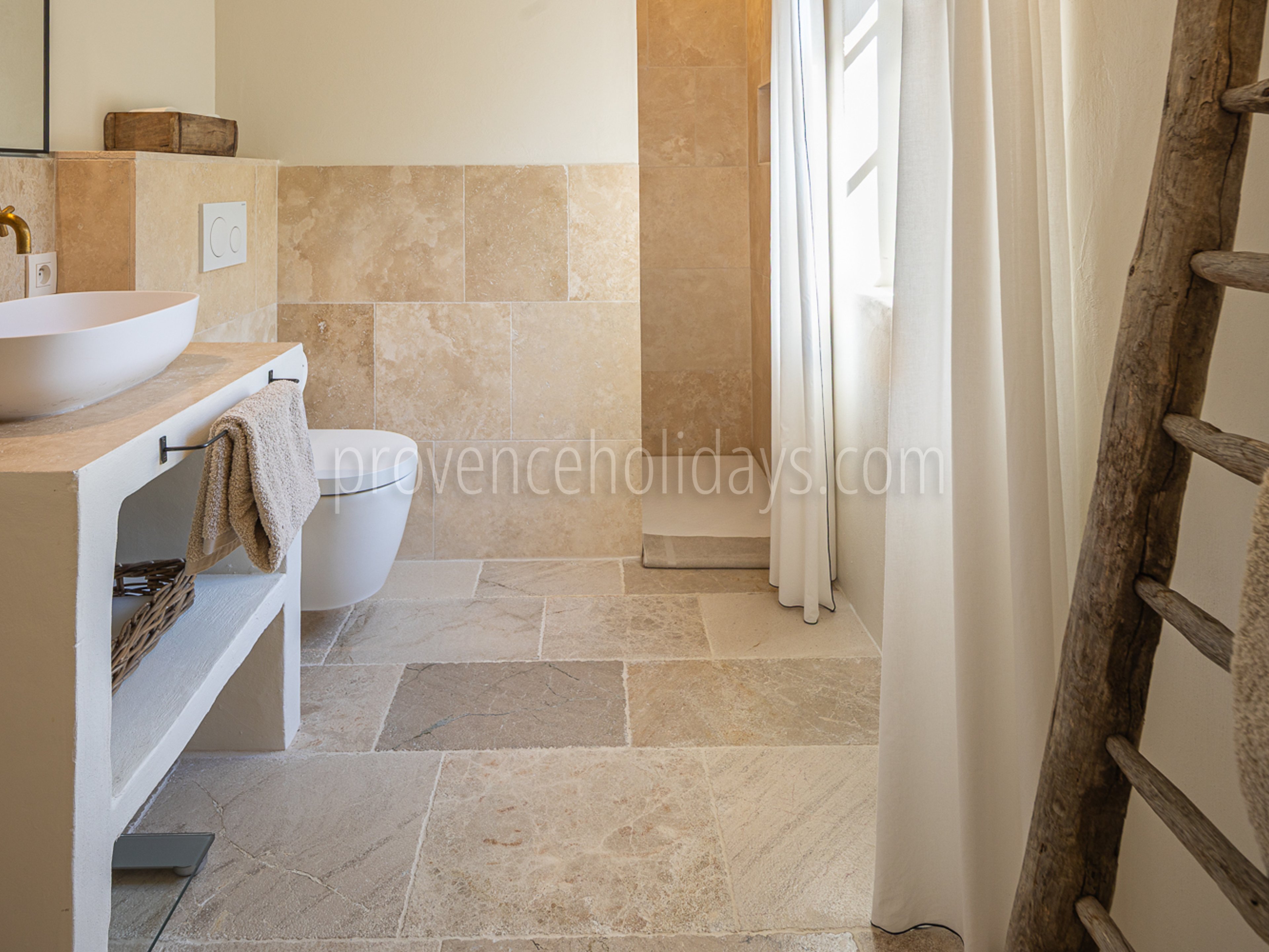 30 - Le Mazet des Collines: Villa: Bathroom