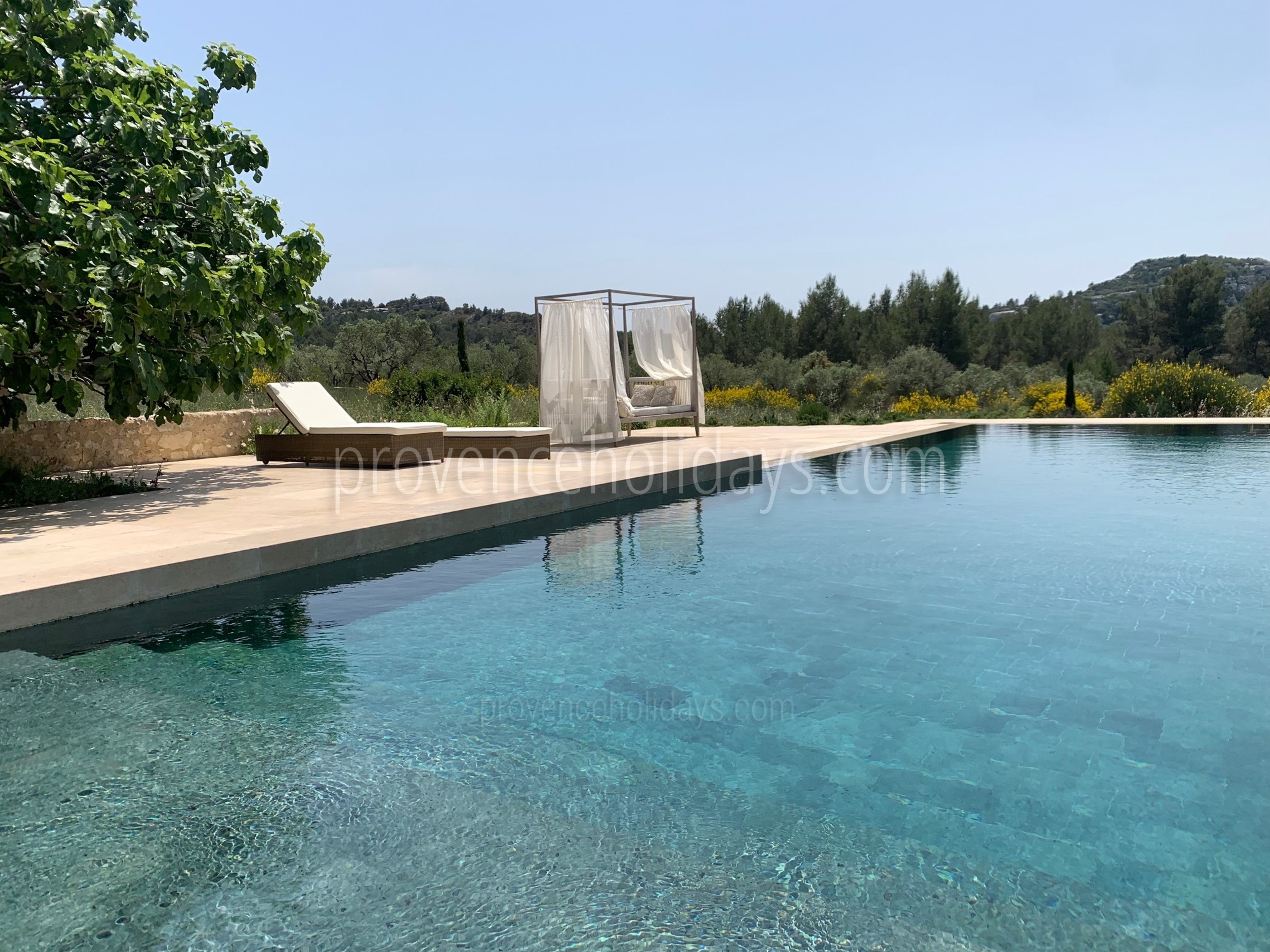 5 - Mas des Baux: Villa: Pool
