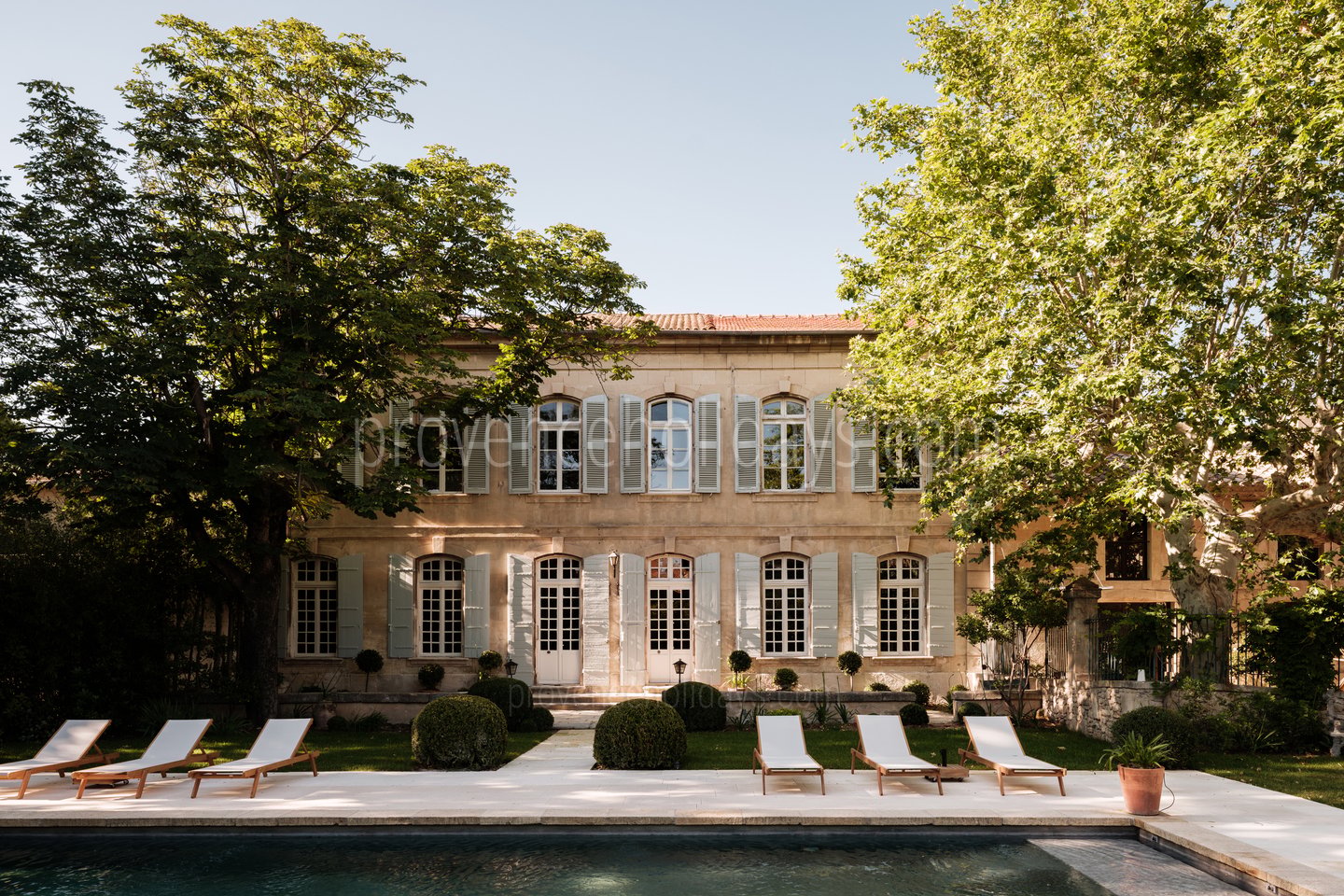 11 - La Bastide du Millénaire: Villa: Exterior